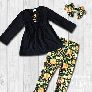 Pete and Lucy pumpkin set